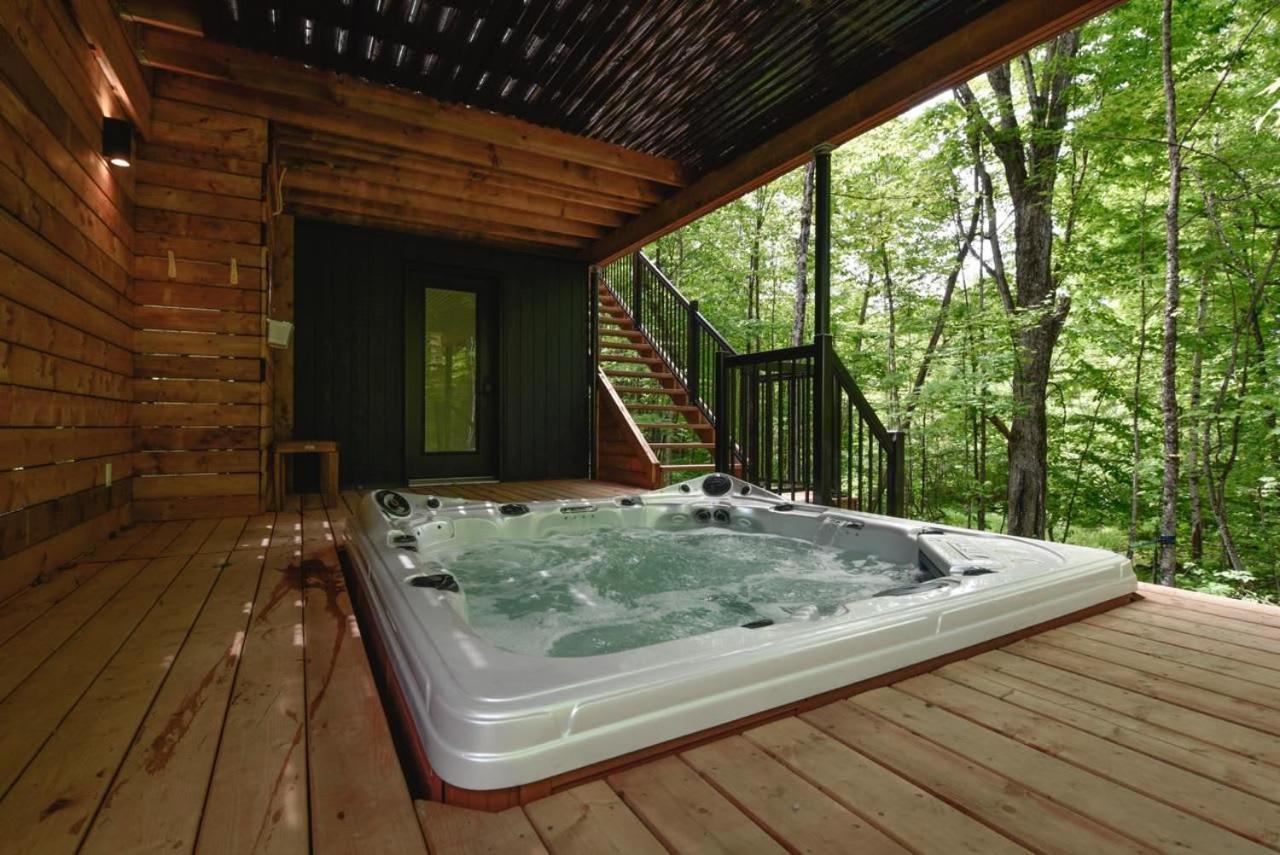 Chalet Bellevue Luxe Avec Spa Et Local A Velo Pont-Rouge Exterior foto